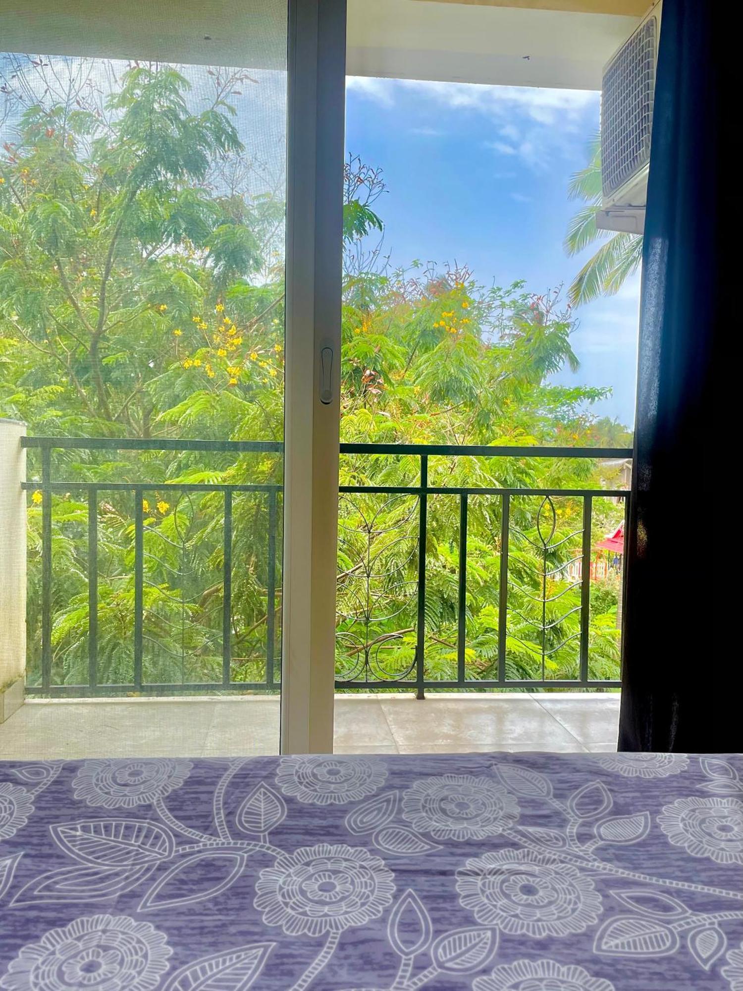 Sea Breeze 1 Bhk Apartment A12 Calangute,North Goa Nagoa Bagian luar foto